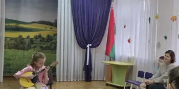 Юные домристы в гостях у дошколят